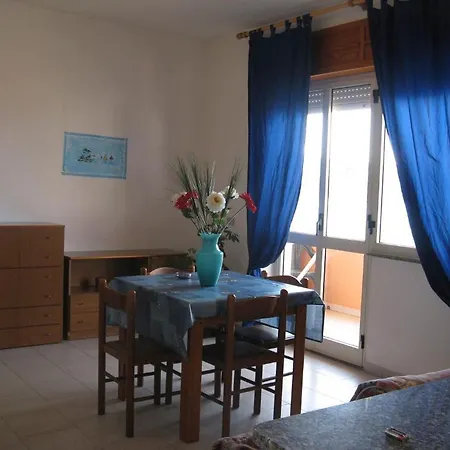 Borgo Spiaggia Vista Mare Isola Rossa Room photo