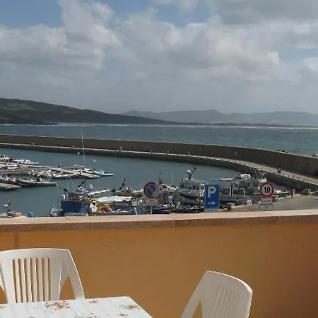 Borgo Spiaggia Vista Mare Isola Rossa Room photo