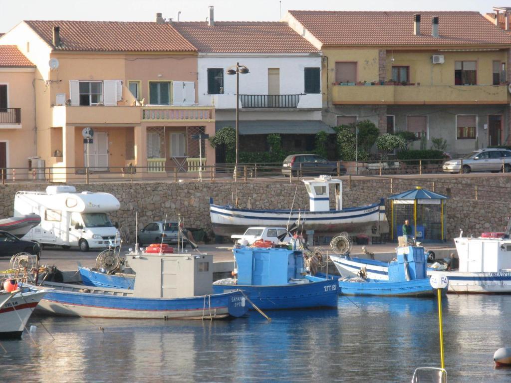 Borgo Spiaggia Vista Mare Apartment *